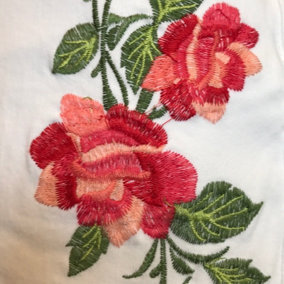 Earl Jean white denim skirt - Picture 3 of 6